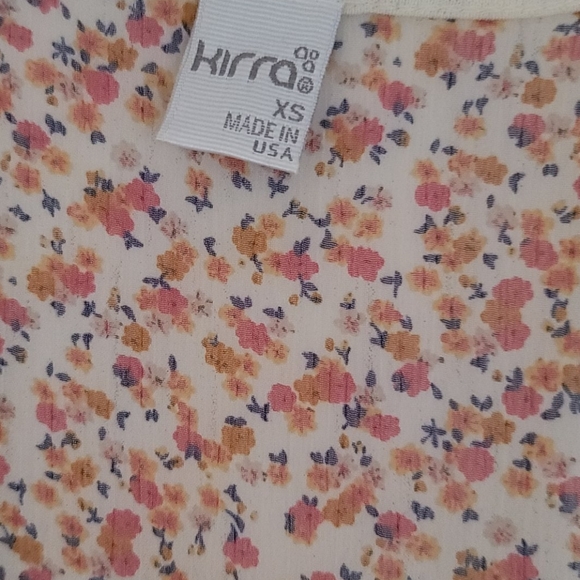 Crop Top - Picture 2 of 5